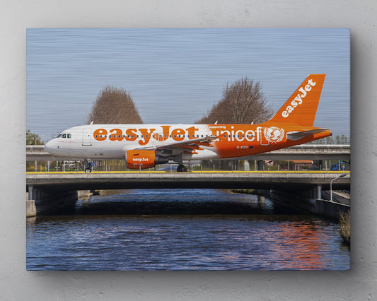 EasyJet Airbus A319 Unicef Livery Aluminium print - 80cm x 60cm