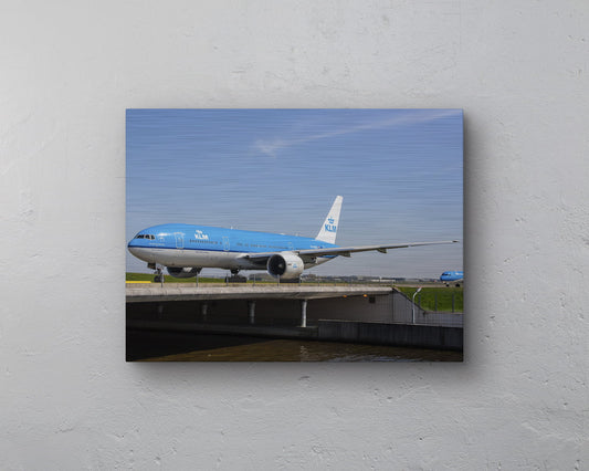 KLM Boeing 777-200 Taxiënd Aluminium print - 40cm x 30cm